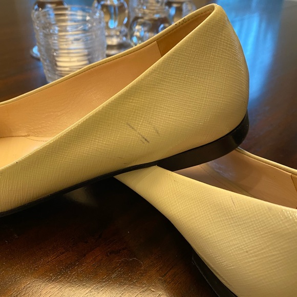 Prada flats - Picture 2 of 4